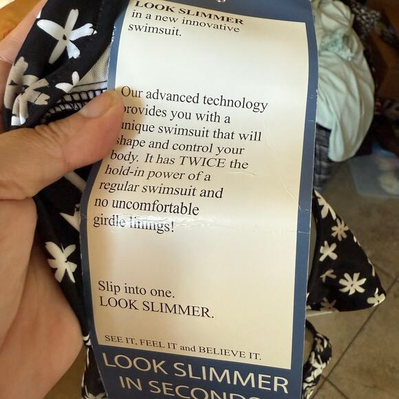 Croft & Barrow Womens Swimsuit Sz 18W Black White‎ Tan Tummy Slimming NEW - Picture 5 of 8